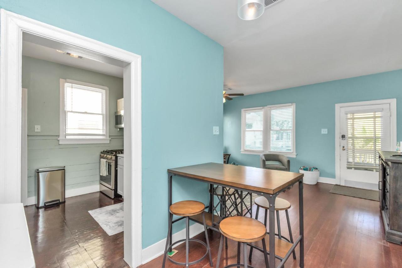 2 Kitchens,2 Living Rooms,4 Bedrooms-Close To All! 갤버스턴 외부 사진